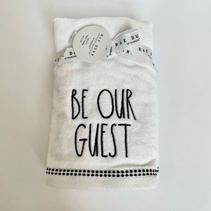 Rae Dunn BE OUR GUEST TOWEL - 2pc